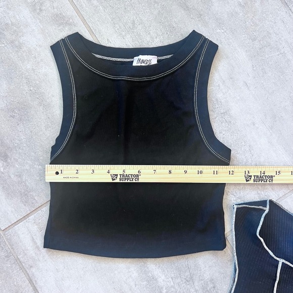 Princess Polly Black Ribbed Crop Top Sleeveless Tank Top Two Pack Women's - Picture 2 of 8